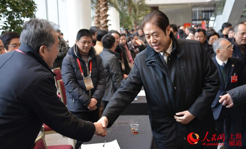 吳志明參加上海政協(xié)現(xiàn)場咨詢活動(dòng) 39家單位接待作答