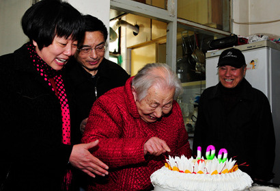                                                              ǻӴСvþǴ顱                                                                                        һ뷬u棬(gu)Ƽښ⣬_(ki)Ԓϻӣ(sh)ӛ?y)P(yng)ҵĕr(sh)c(din)y飬^һӵ(li)߅Ĵ킃ҲЦˡ                                Ԕ(x)                            