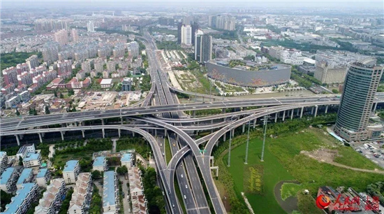 30年·浦東故事丨楊高路，上海第一個“一號工程”