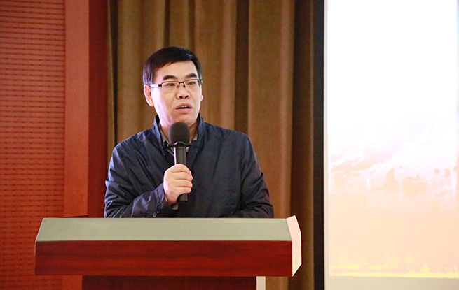 中共上海市委黨校副校長(zhǎng)、教授 曾峻  