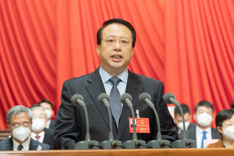 龔正作政府工作報(bào)告。張春海攝
