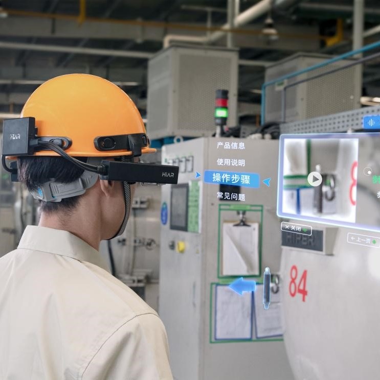 十年磨一劍，這家企業(yè)基于AR平臺(tái)打造數(shù)字超人和智慧空間在一次跨國(guó)遠(yuǎn)程裝配時(shí)，國(guó)內(nèi)現(xiàn)場(chǎng)工程師佩戴HiAR G200，將第一視角的現(xiàn)場(chǎng)畫(huà)面通過(guò)5G網(wǎng)絡(luò)實(shí)時(shí)推送給位于德國(guó)和奧地利的工程師，而國(guó)外工程師依托……[詳細(xì)]