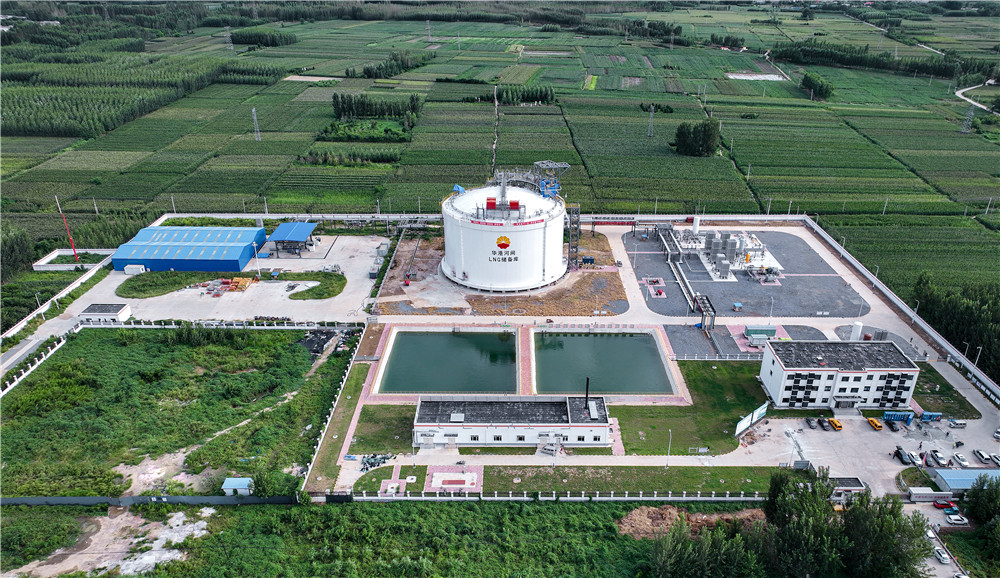 河北河間LNG調(diào)峰儲備庫外景。張良攝