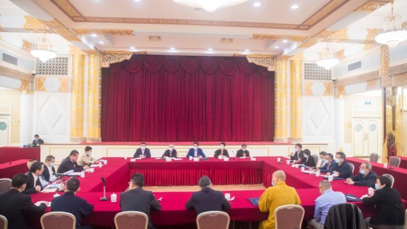3月6日晚，部分在滬全國(guó)政協(xié)委員集中學(xué)習(xí)總書(shū)記重要講話精神。