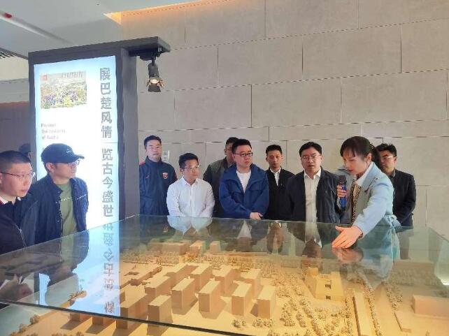 “腳踏實(shí)地 深入基層”巴楚分指開展基層調(diào)研工作