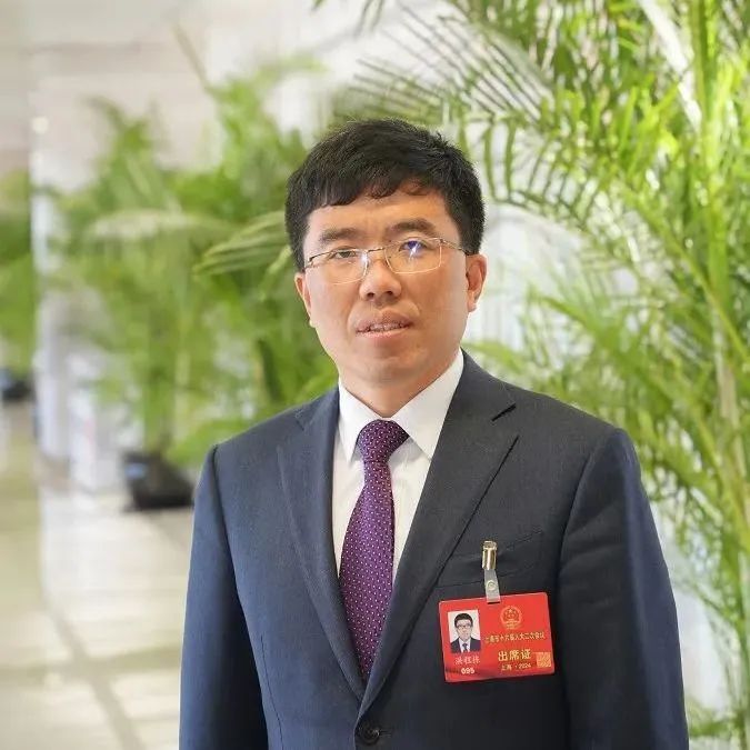 市人大代表、上海昆謀汽車服務(wù)有限公司技術(shù)總監(jiān)洪程棟。受訪者供圖