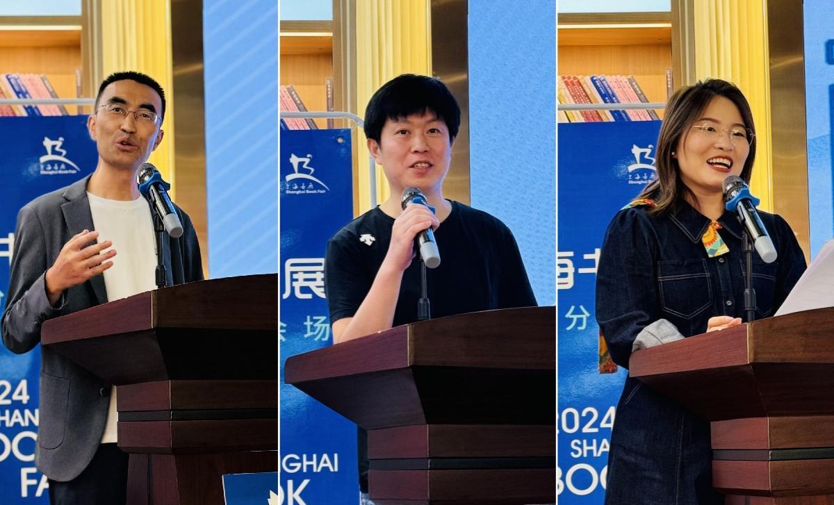 網(wǎng)絡(luò)作家白馬出涼州、銀月光華、阿酥分享創(chuàng)作經(jīng)歷（左起）人民網(wǎng)記者軒召強(qiáng)攝