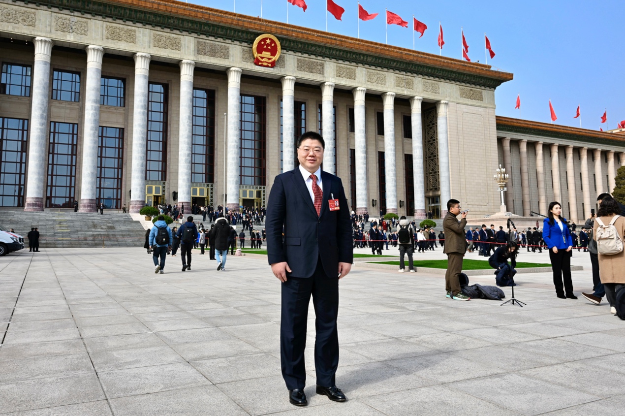 全國人大代表、奧盛集團(tuán)有限公司董事長湯亮