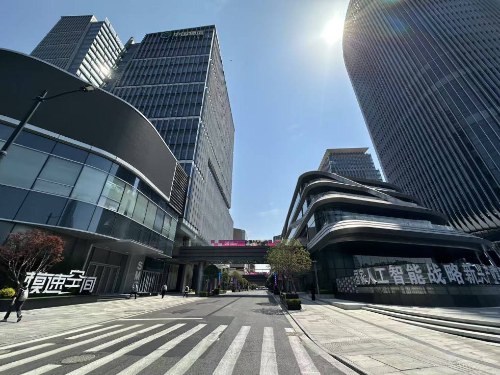 “模速空間”大模型創(chuàng)新生態(tài)社區(qū)。本報記者 謝雨攝